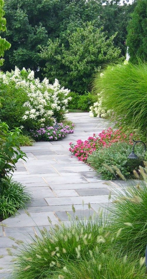 Bluestone garden walkway